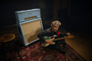 Billie Joe Armstrong with the Marshall 1959BJA Artist Signature handwired amplifier.